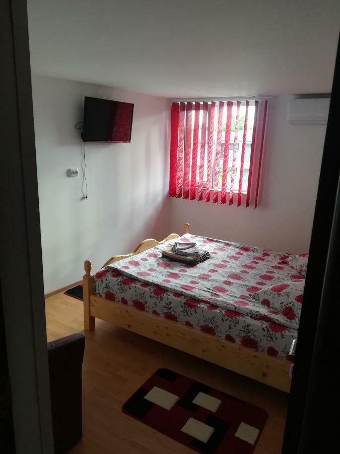 Vila Andre Două Mai Buitenkant foto